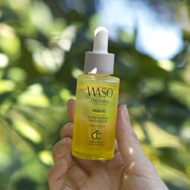 Shiseido Waso Yuzu-C Glow-On Shot Serum - Sérum hydratant éclairant instantané