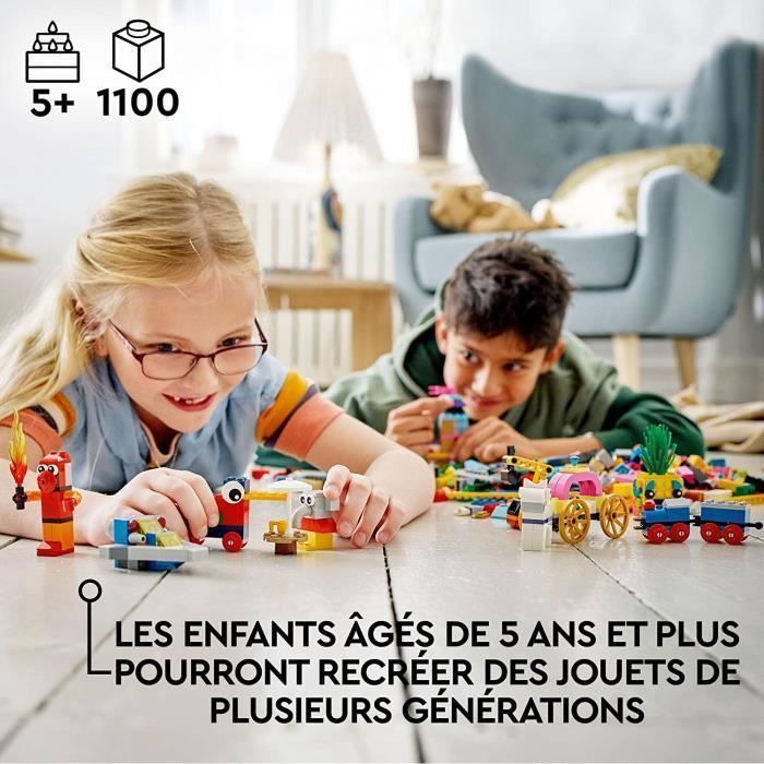 LEGO® Bauset – 11021 Classic 90 Jahre Spielspaß – 1.100 Teile – 15 Mini-Modelle – Regenbogen