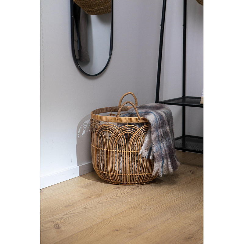 Perchero de 93x40x160 cm con 3 estantes