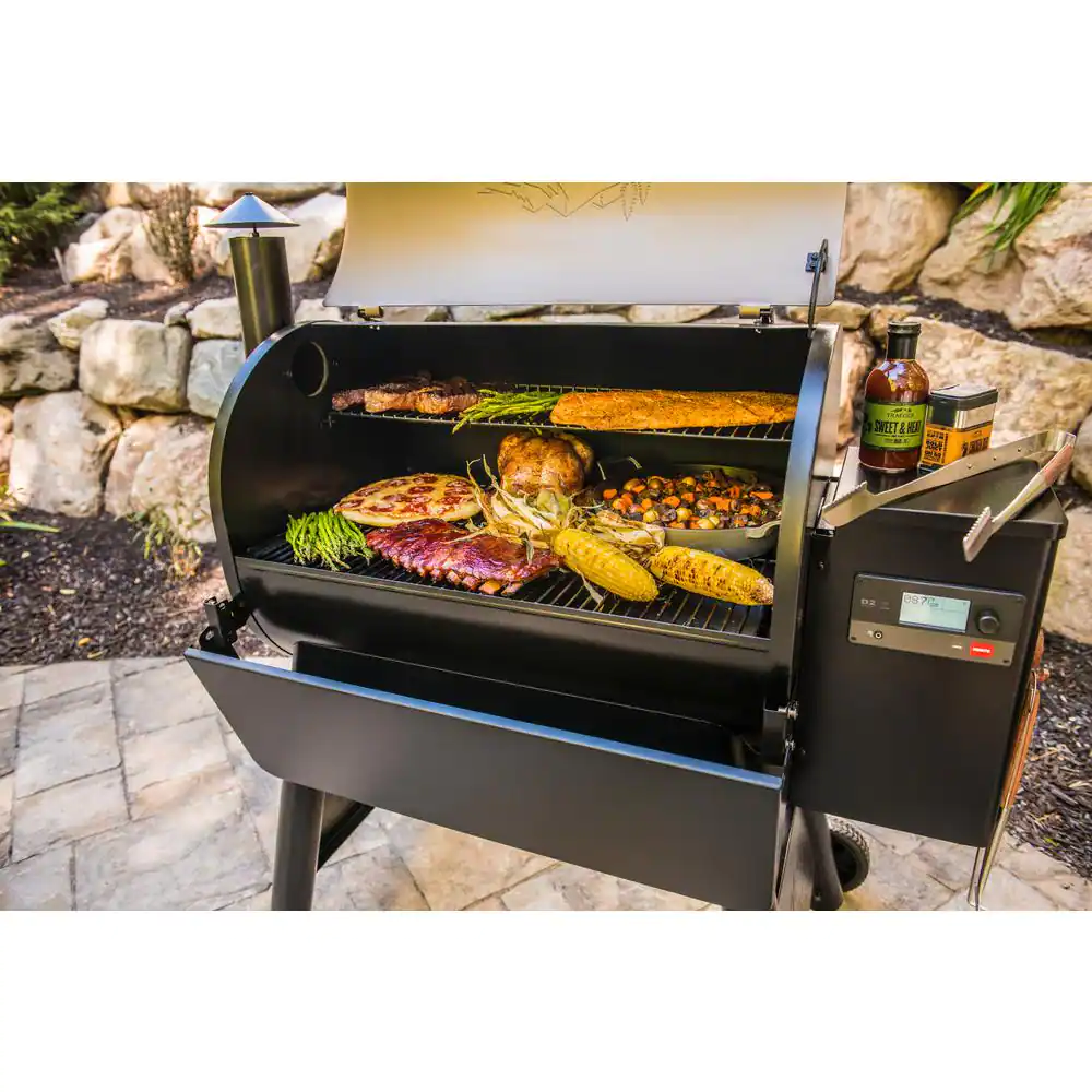 Pro 780 Wifi pellet grill és füstölő bronz színben