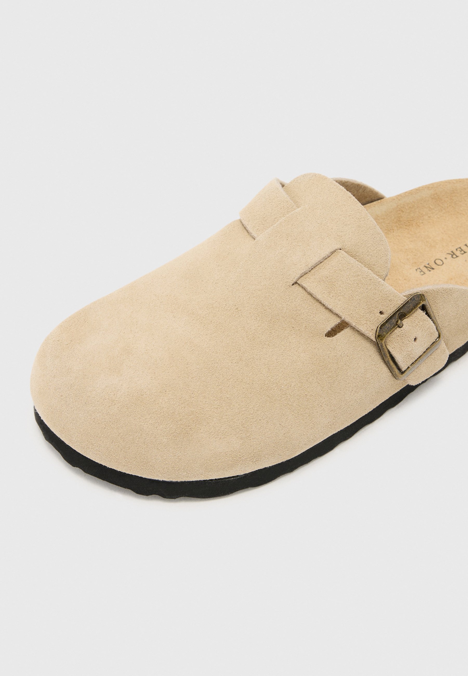 Pantofole unisex in pelle Pier One - beige