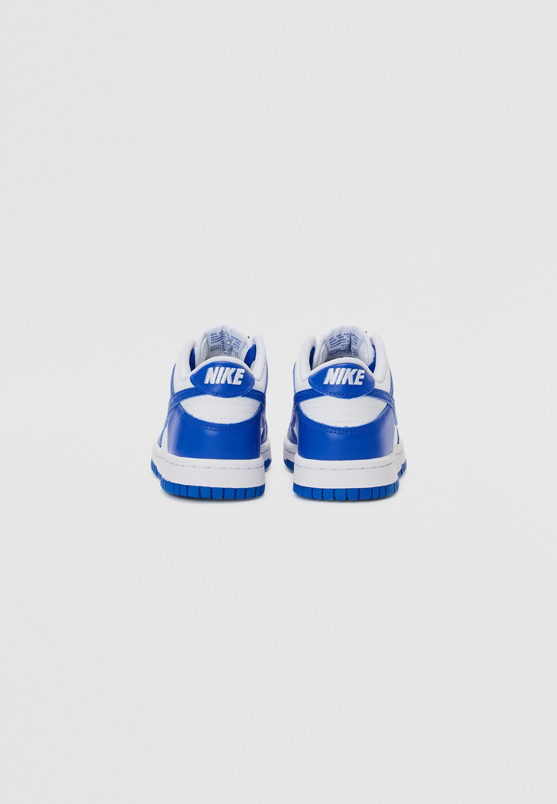 Nike Sportswear DUNK LOW UNISEX - Sneakers - wit/hyper royal