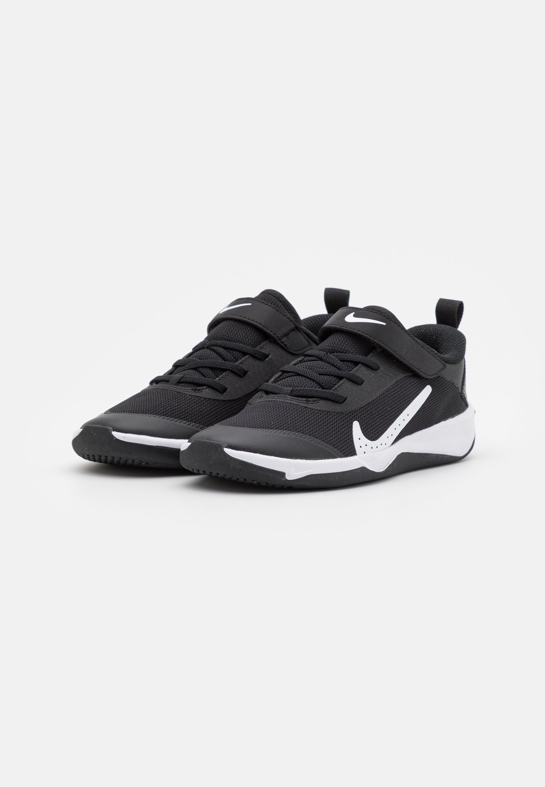 Nike Performance OMNI MULTI COURT UNISEX - Sneakers - zwart/wit