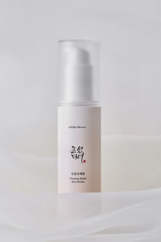 Beauty of Joseon Ginseng Moist Sun Serum atjaunojošs un aizsargājošs serums ar SPF 50+