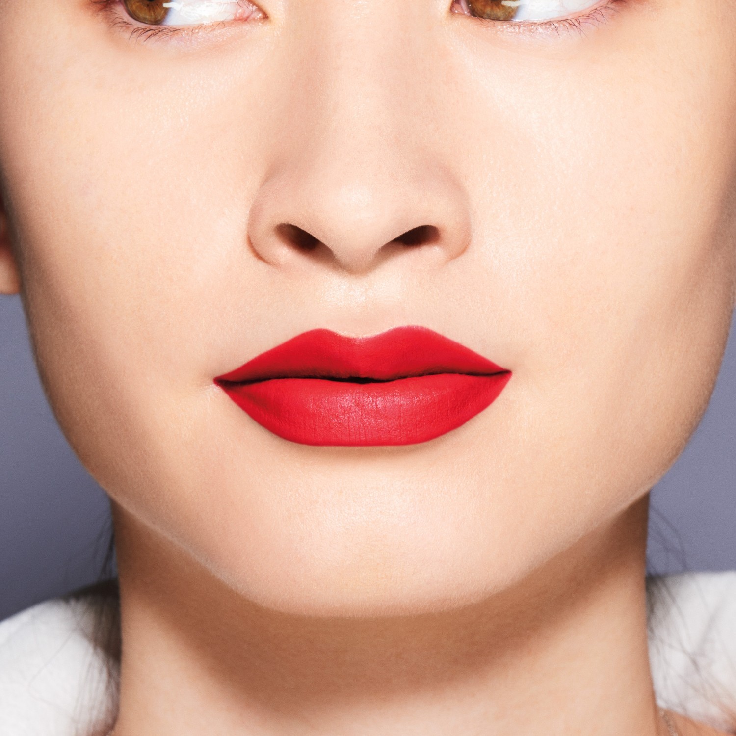 Shiseido ruž za usne Modern Matte puder - 4 g