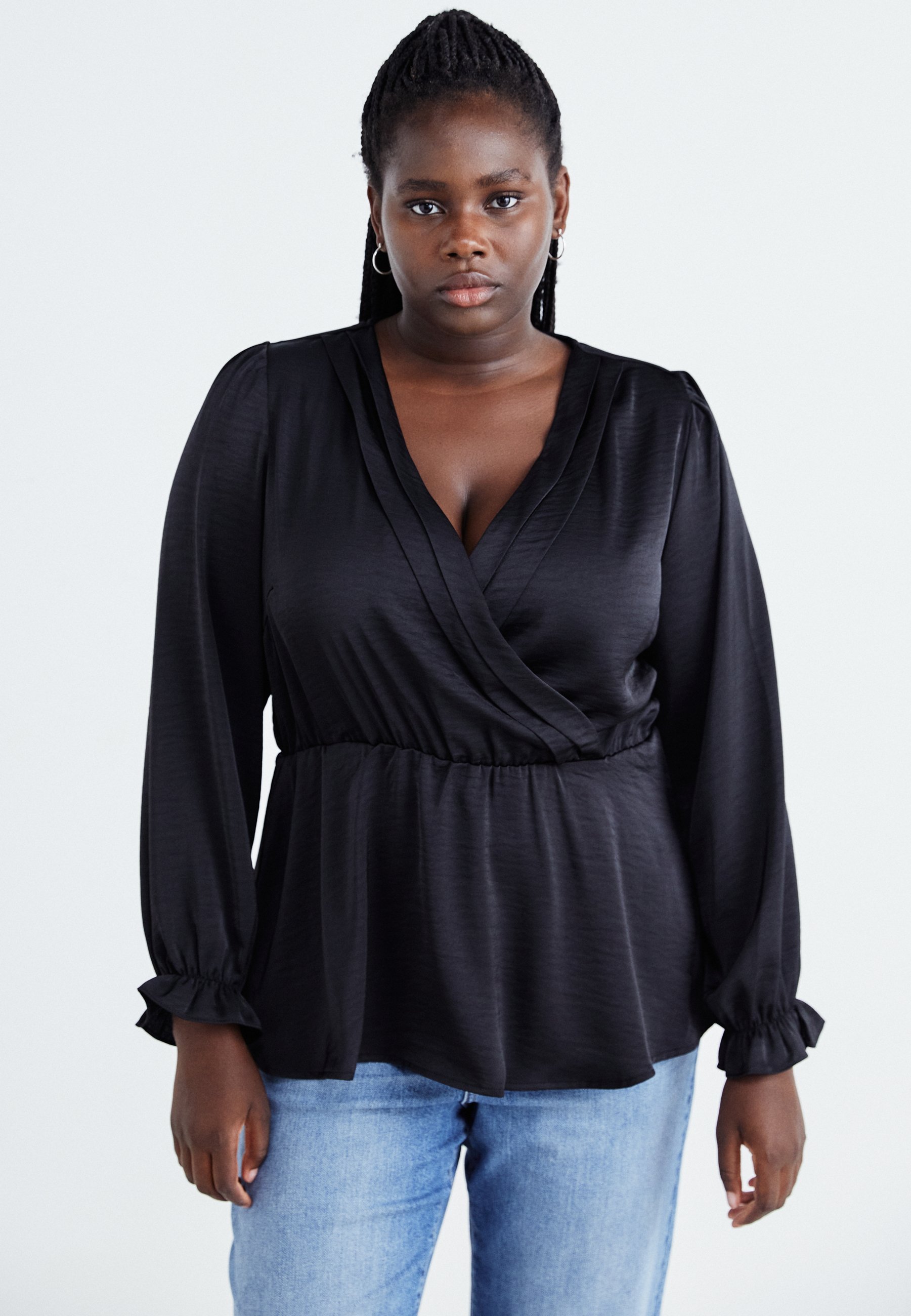 Vero Moda Curve VMCMARY SMOCK - Blouse - zwart