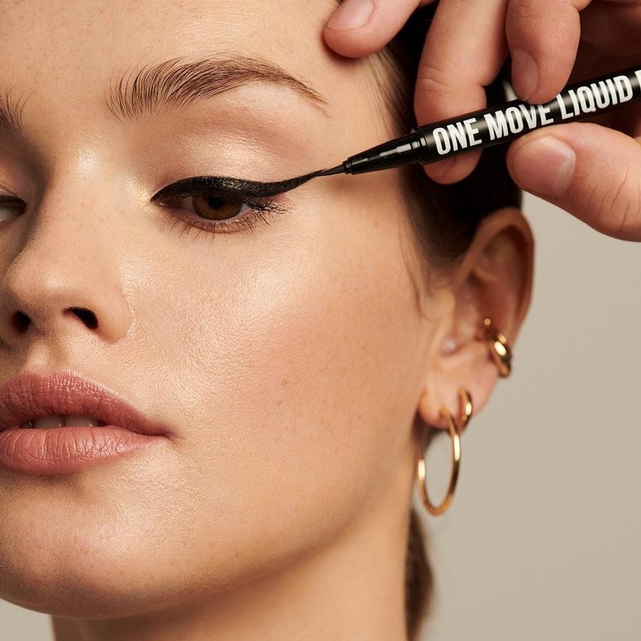Crayon pour les yeux Inglot One Move, eyeliner liquide - 0,55 ml