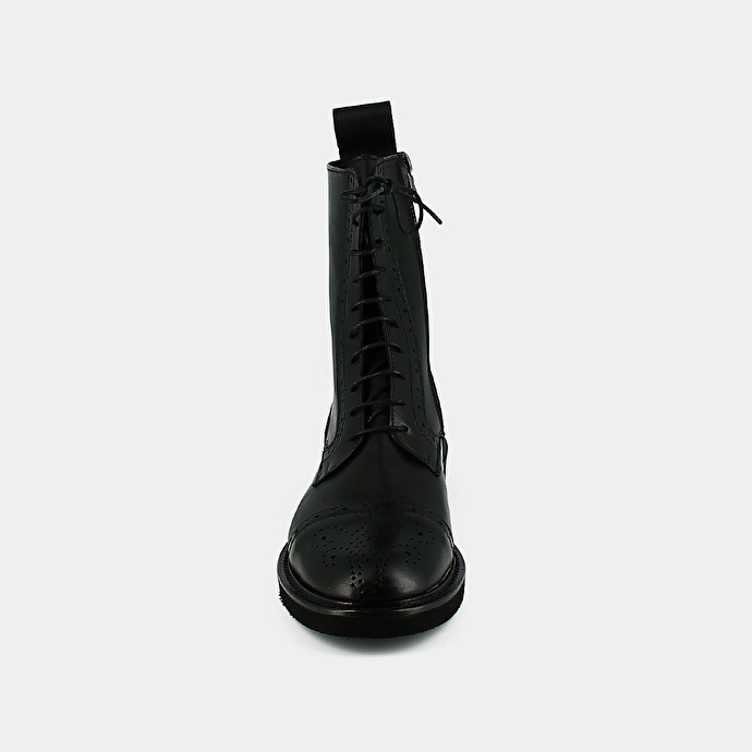 Bottines à bouts ronds et lacets  en cuir noir