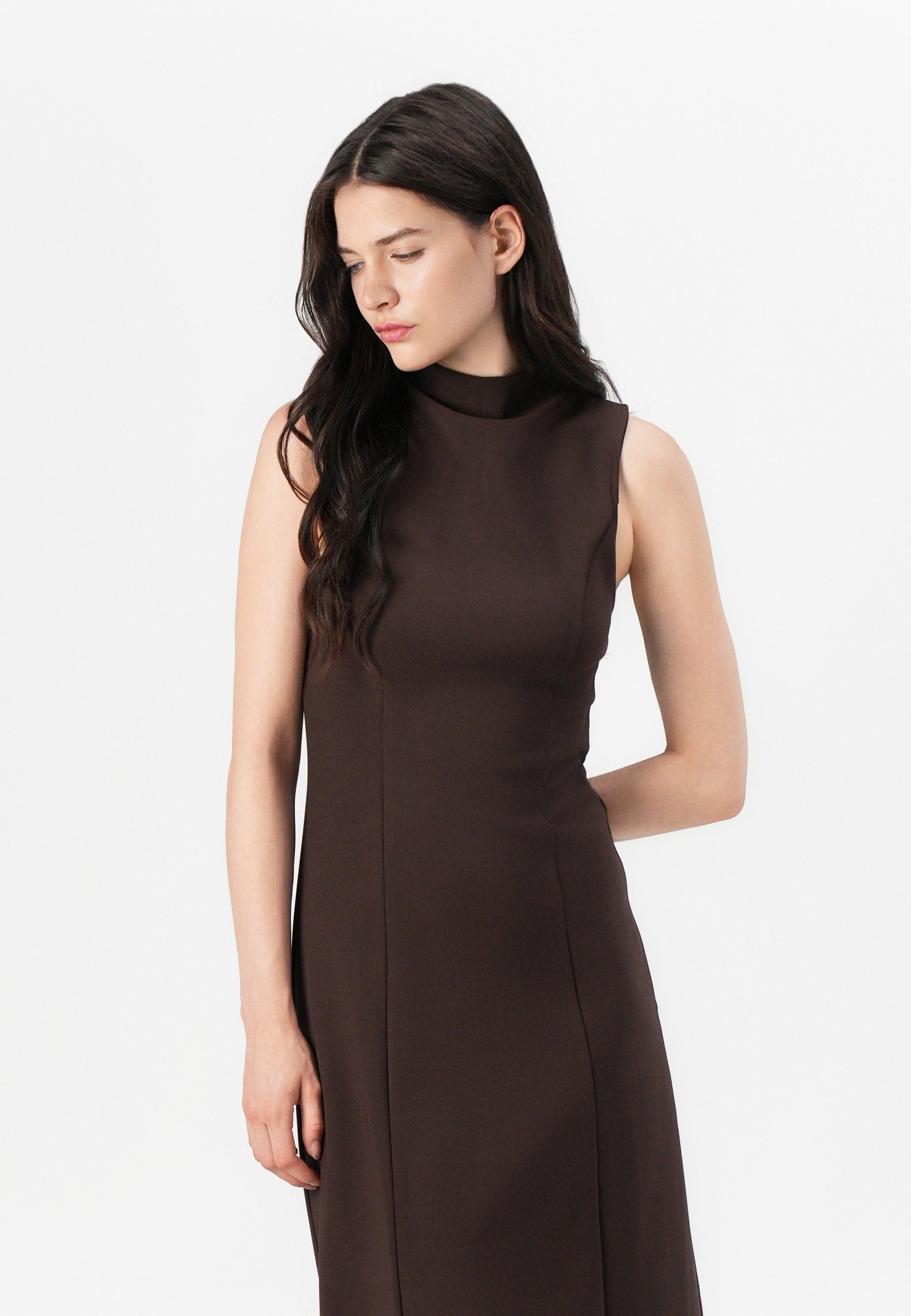 VILA VIANYA TRECHTERHALS MIDI-JURK - Jersey jurk - koffieboon