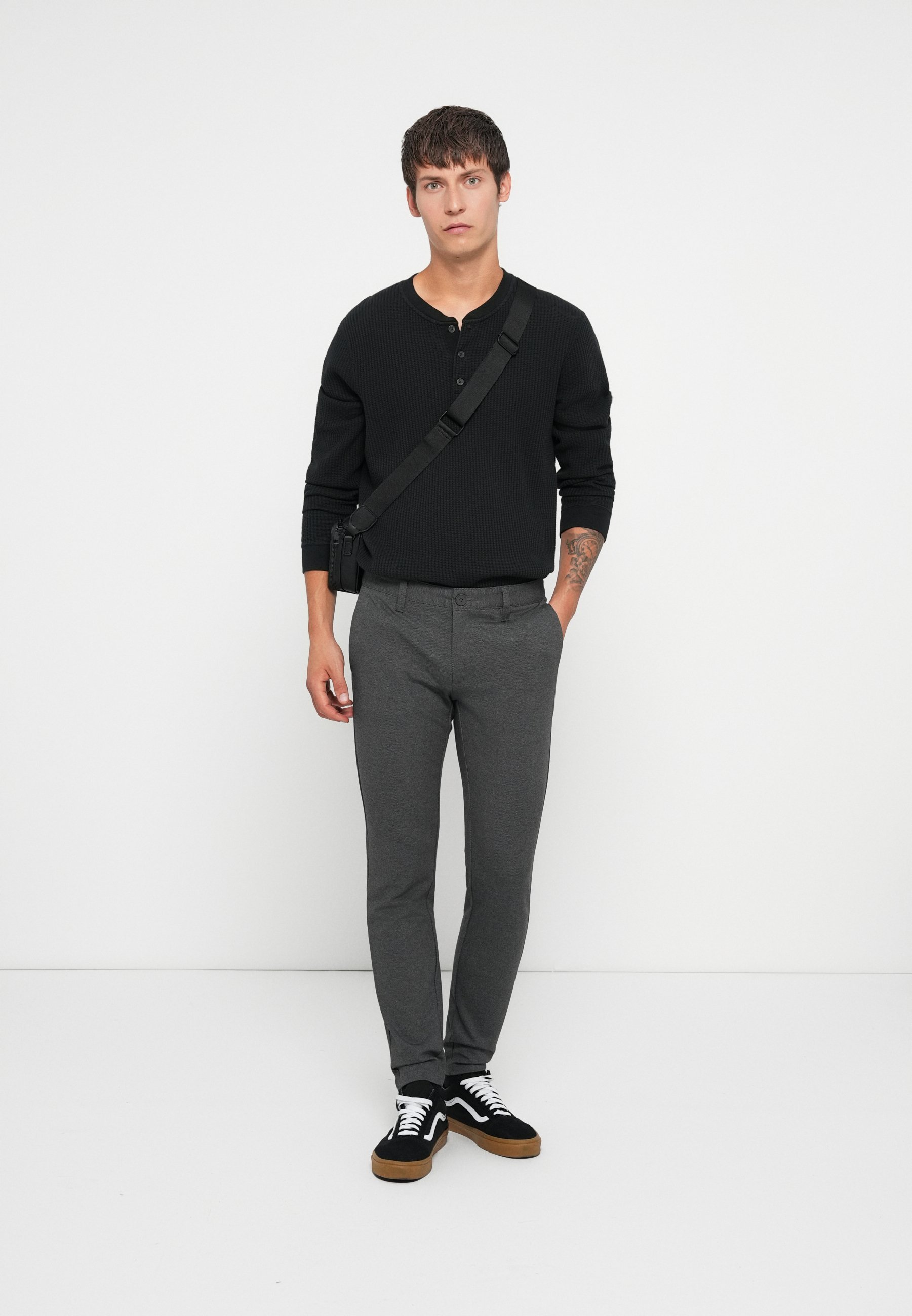 ONSMARK SLIM HERRINGBONE PANT - Kalhoty - black Only & Sons