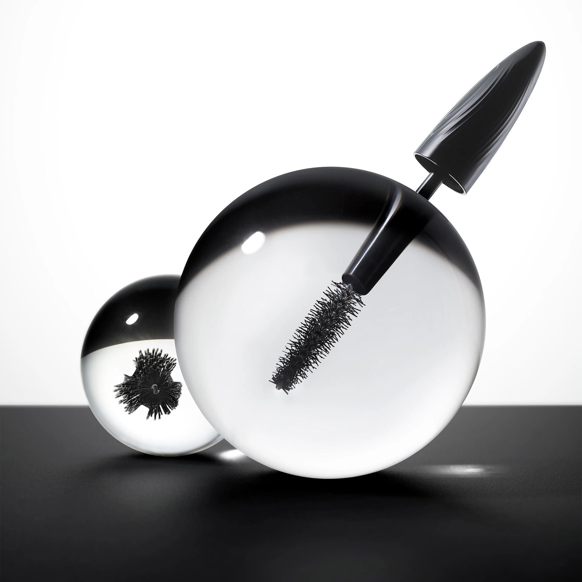 Turbo Lash Volume + Length szempillaspirál 01 Fekete - Estée Lauder
