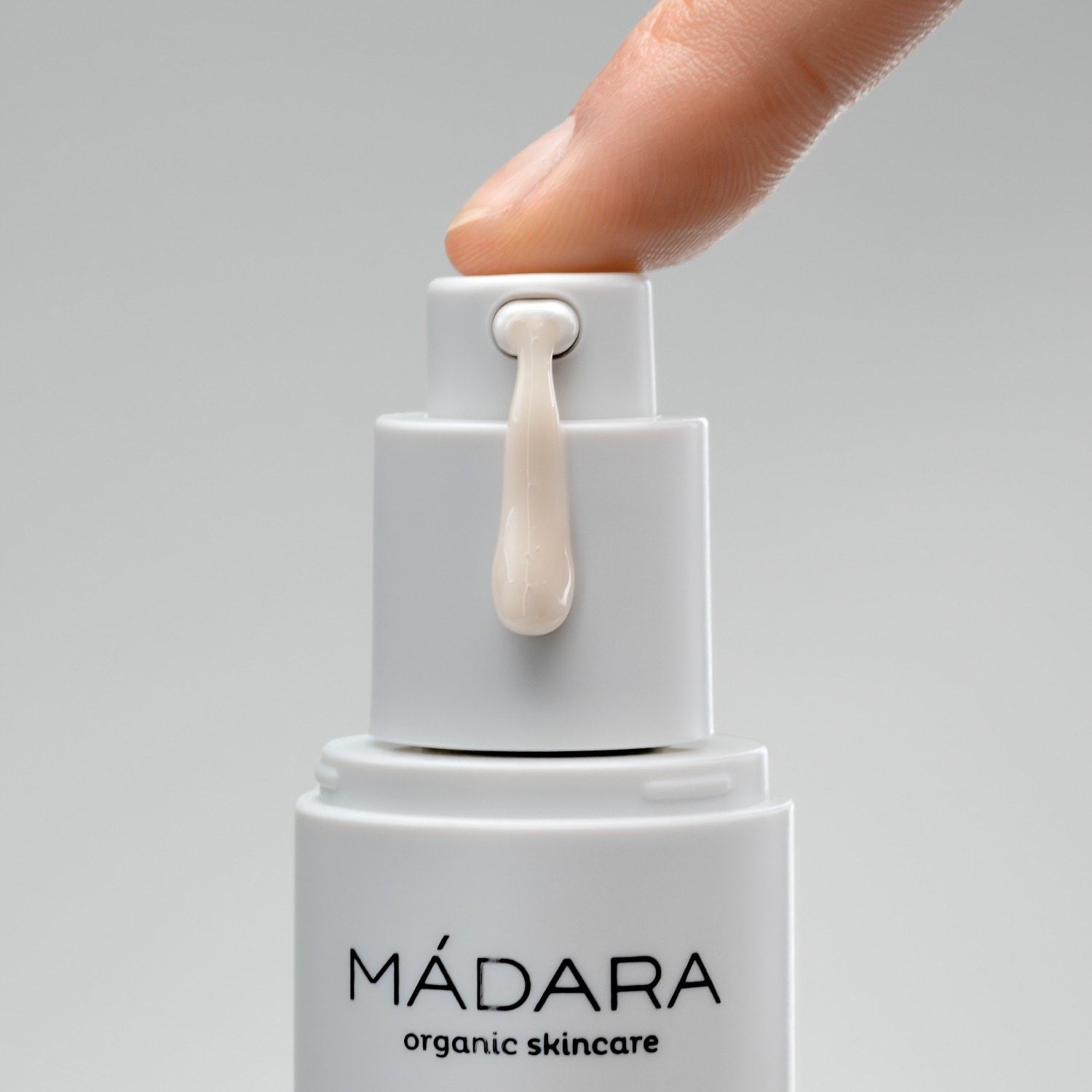 MÁDARA Feuchtigkeitsserum Time Miracle Botanic niacinamid alternativa - 30 ml
