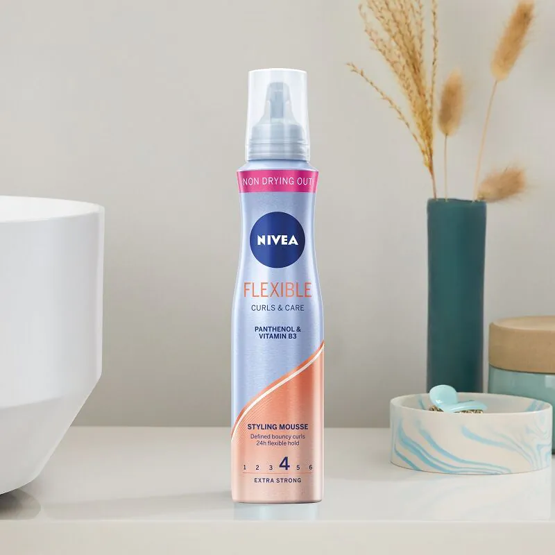 Nivea Hair Styling Pianka Flexible Curls