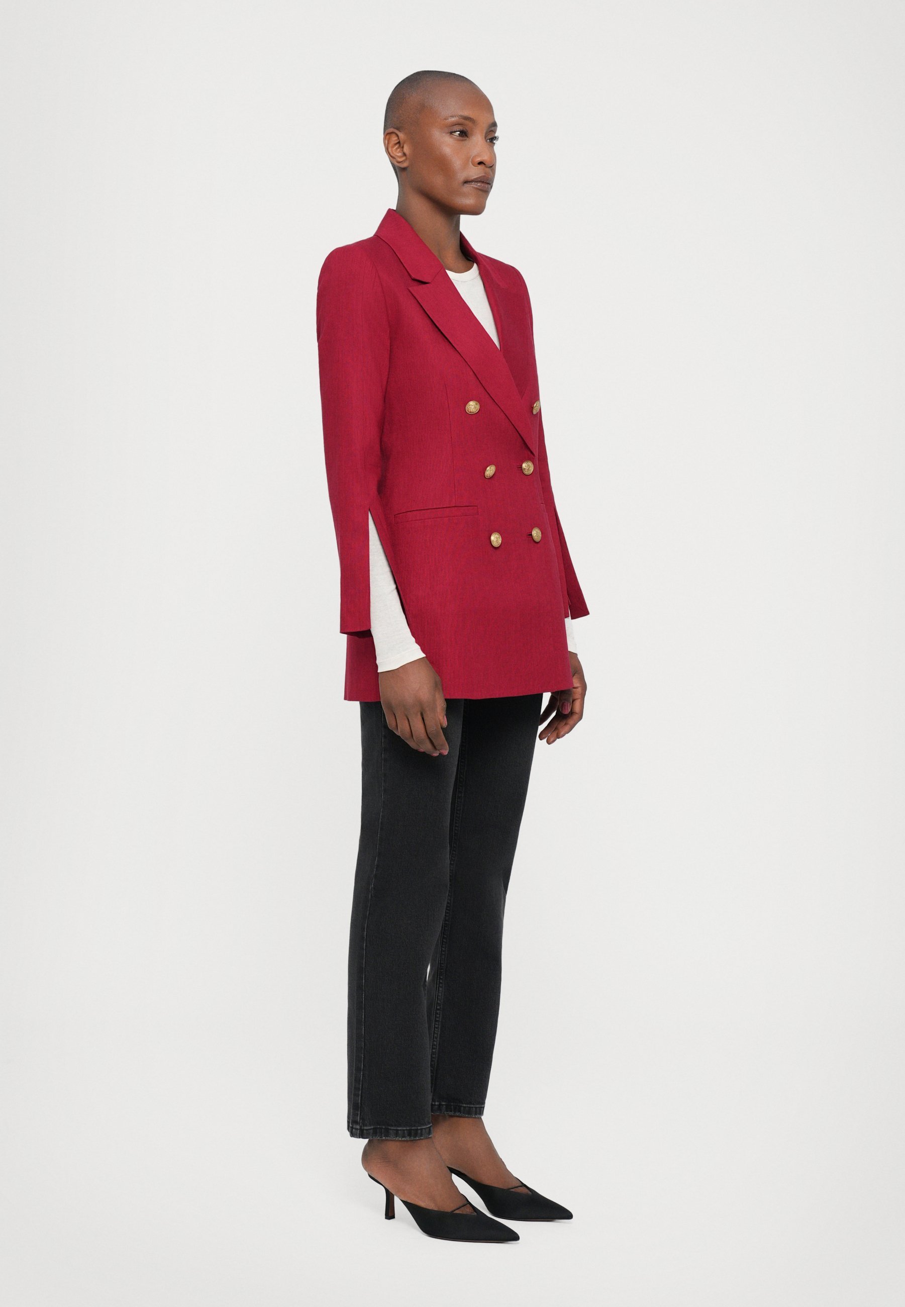 Blazer Alice + Olivia CAMPBELL SLIM BREASTED - color ciliegia scuro