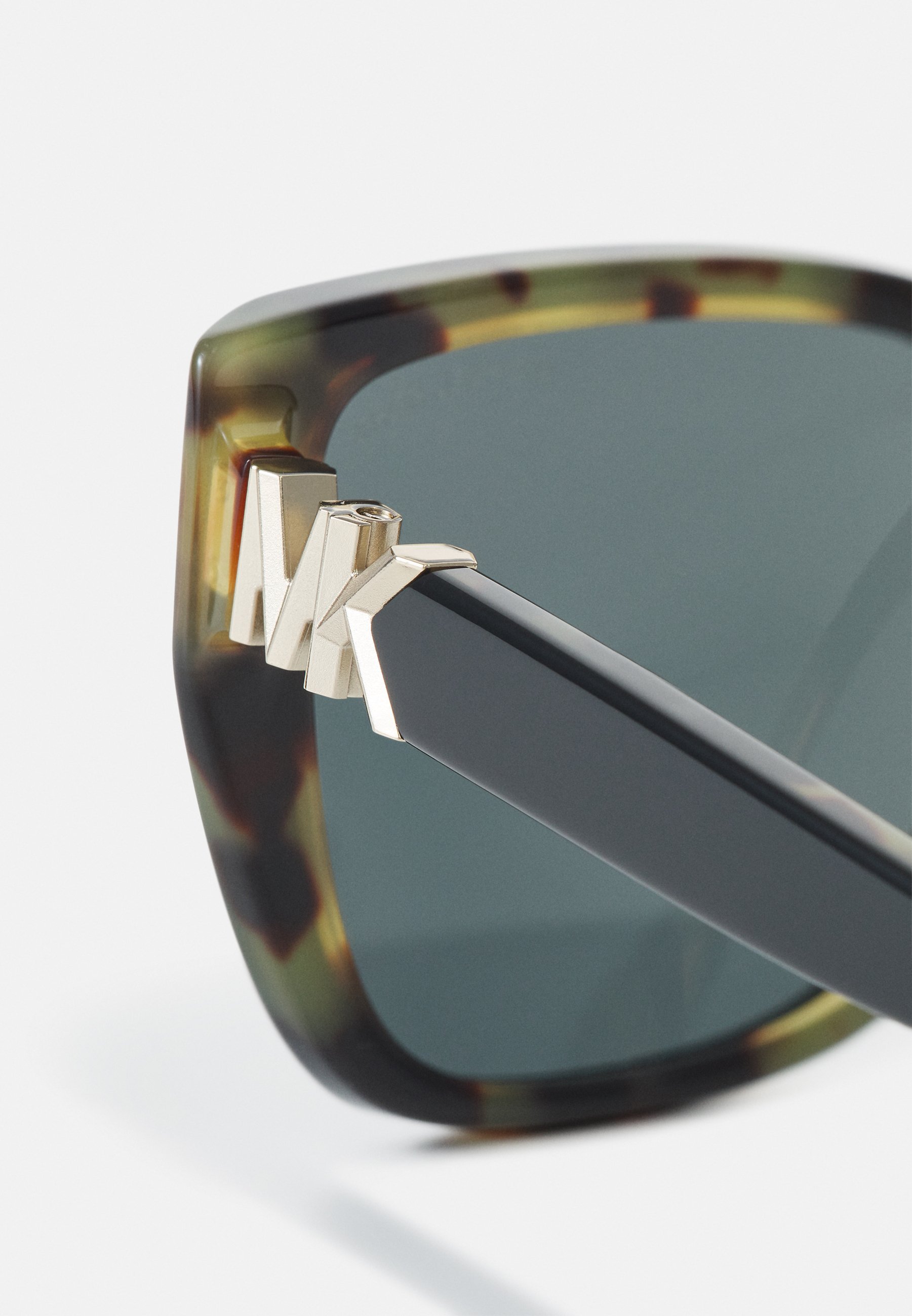 Lunettes de soleil Michael Kors ACADIA - écaille noire/ambre