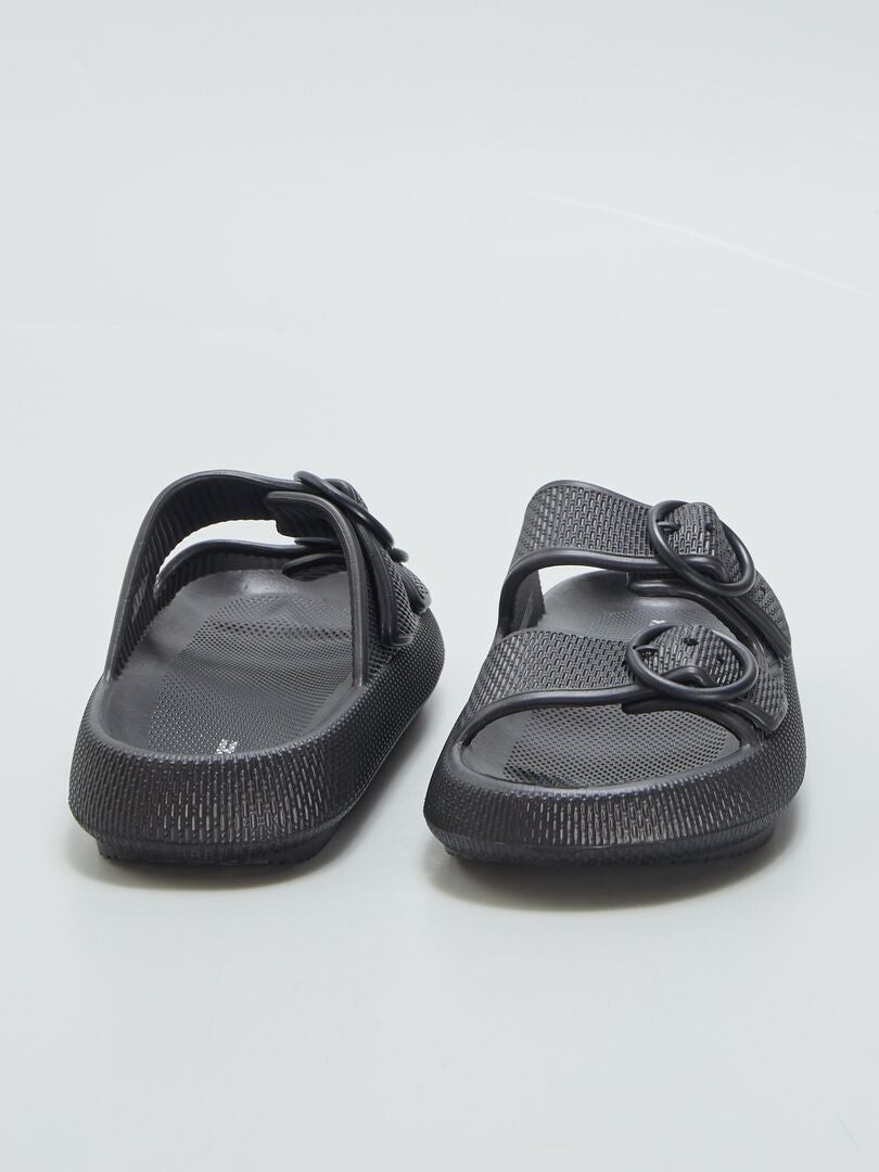 Mules com fivelas - PRETO