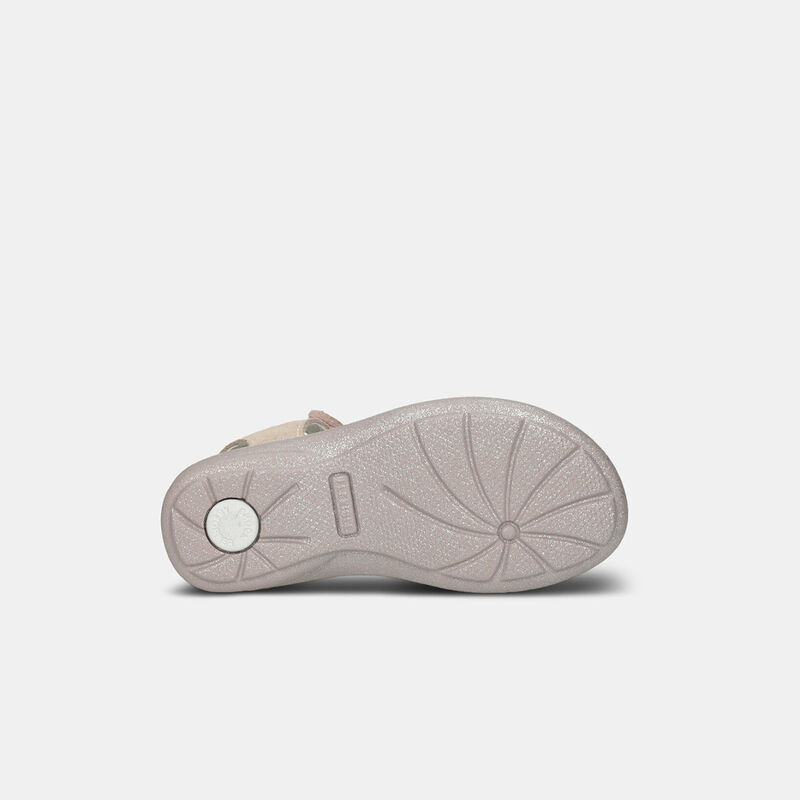 Flickorsandaler