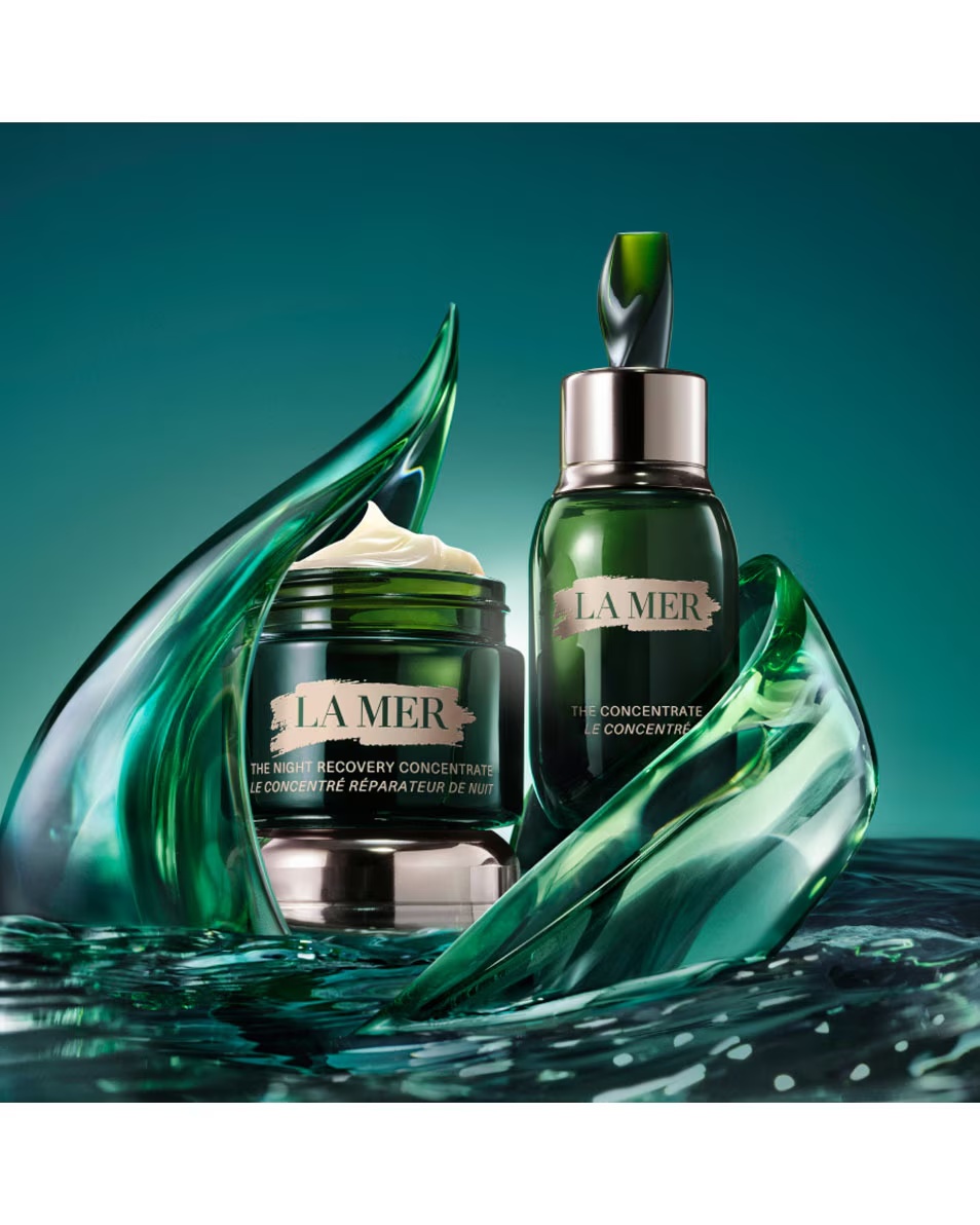 LA MER Night Recovery Concentrate Night Recovery Concentrate reînnoiește pielea noaptea pentru rezultate anti-îmbătrânire vizibile.