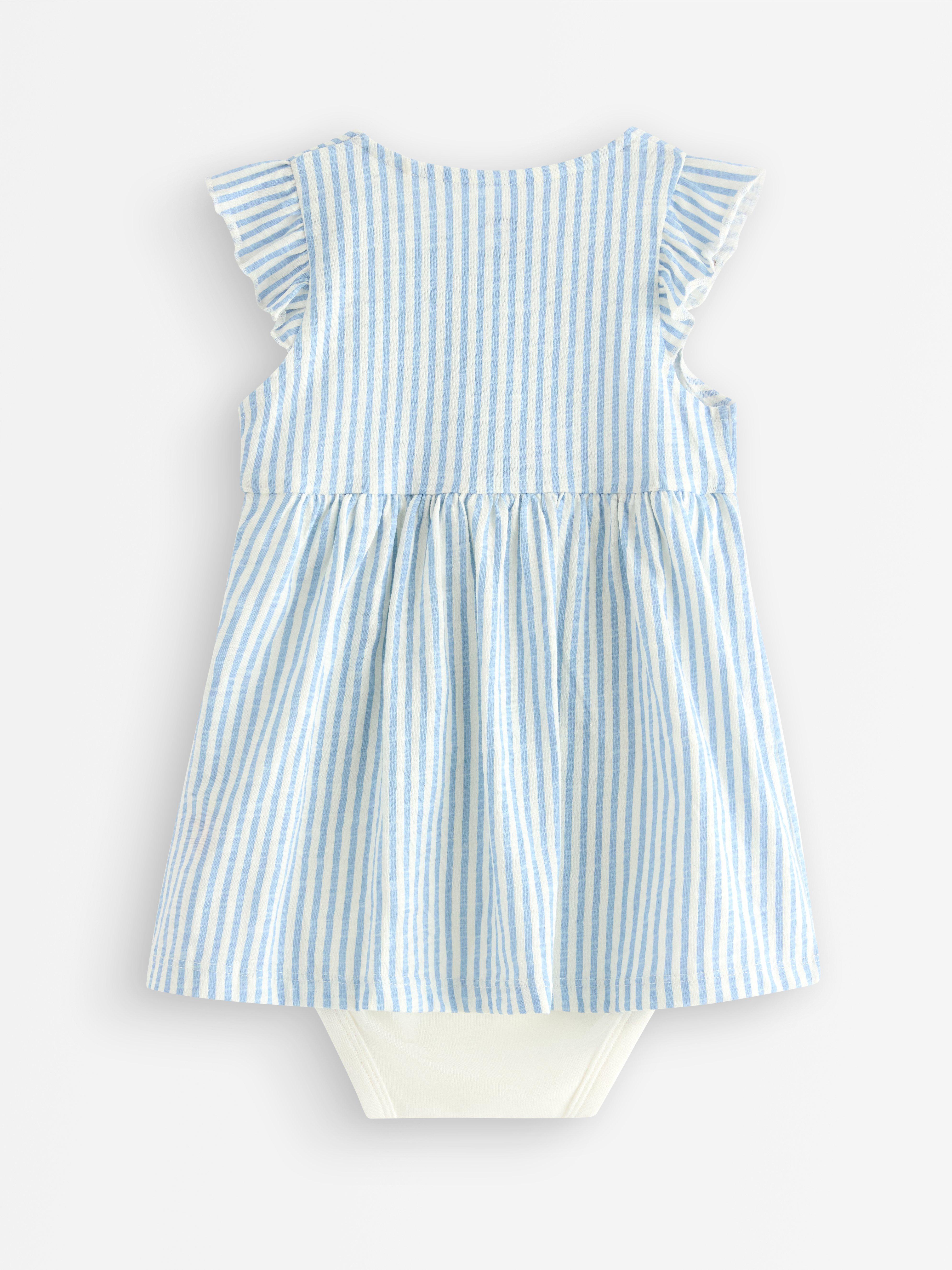 Vestido com corpete azul claro