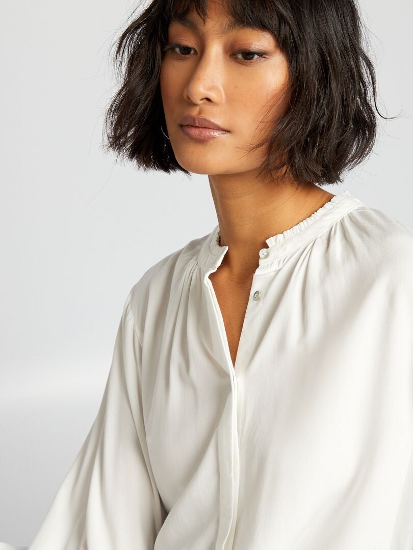 Blusa con cuello mandarín - BLANCA