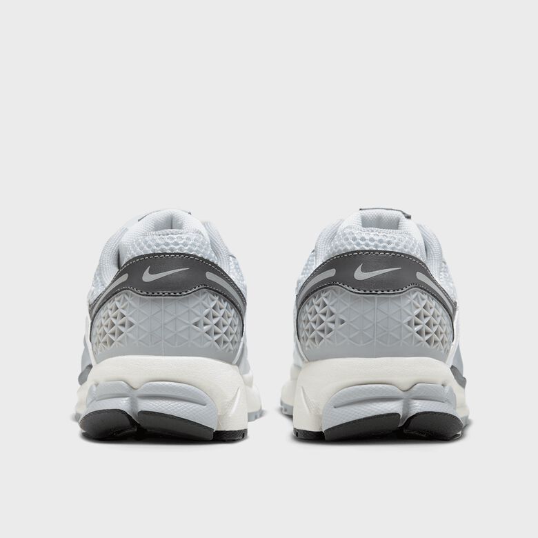 WMNS Zoom Vomero 5