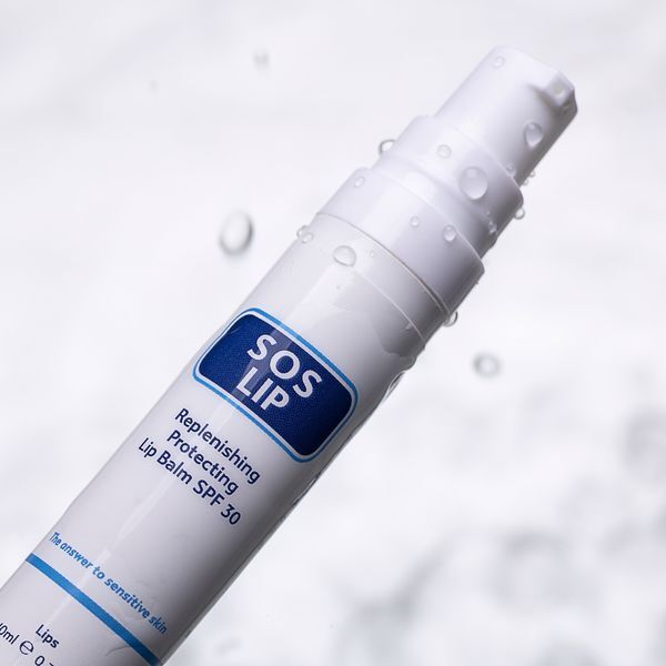Balsamo labbra a lunga tenuta SOS Lip con SPF 30, 10 ml