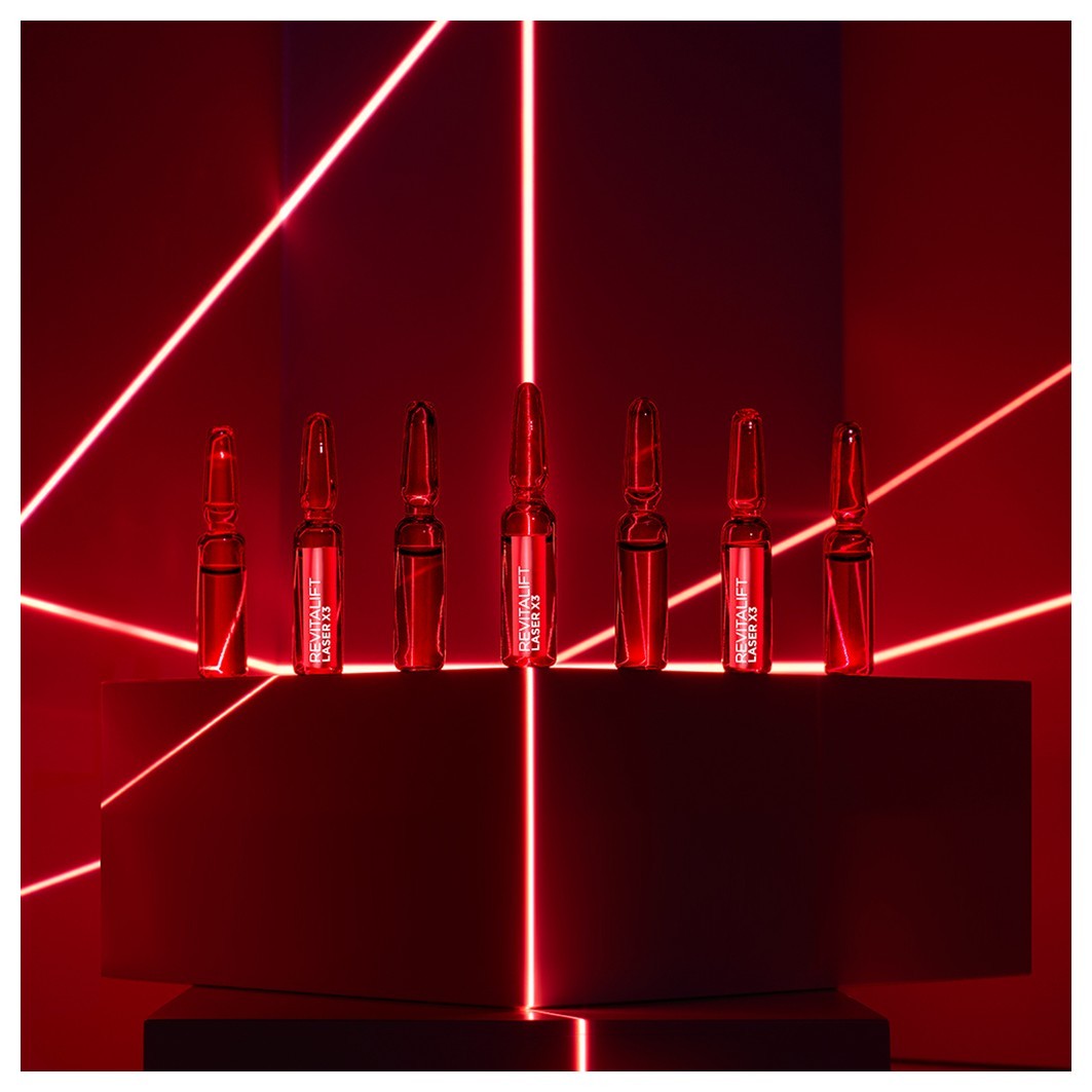 „L'Oréal Paris Revitalift“ veido šveitimo lazeriu ampulės nuo senėjimo – 9,1 ml