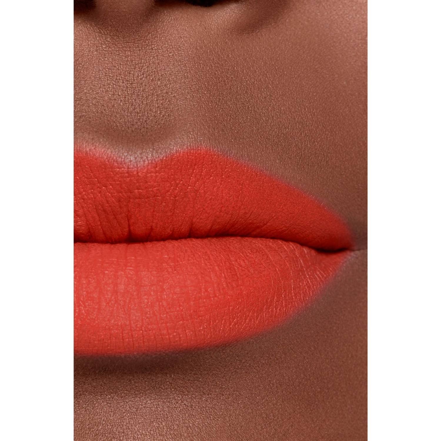 CHANEL LIQUID VELVET