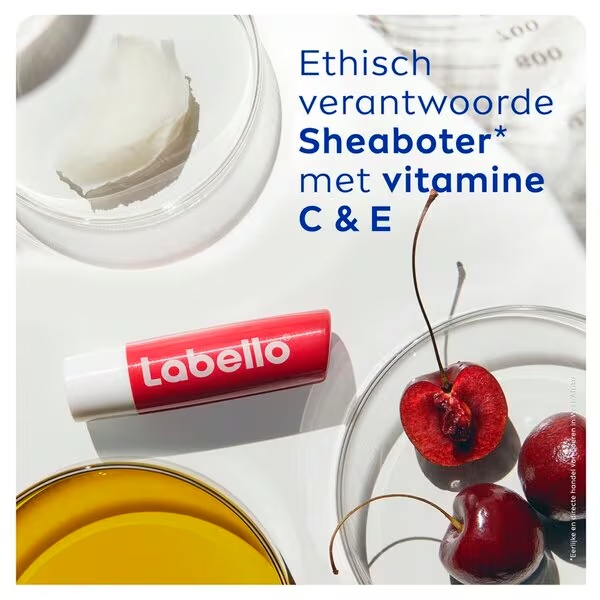 Labello balzam za ustnice s češnjevim sijajem<br>4,8 g
