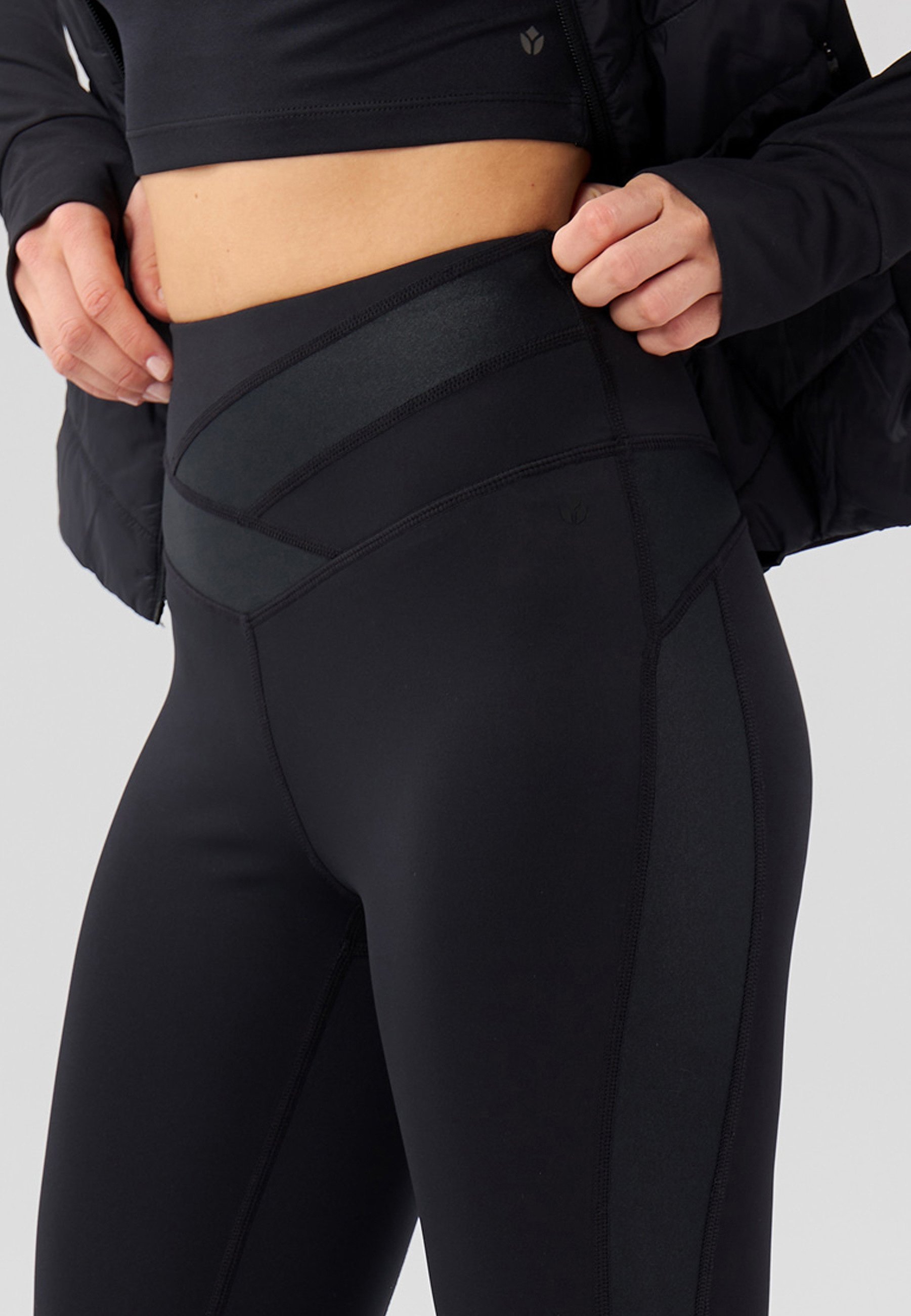 Even&Odd active FULL LENGTH HIGH RISE LEGGINGS WITH CONTRAST BANDAGE WAISTBAND - Leggings - black