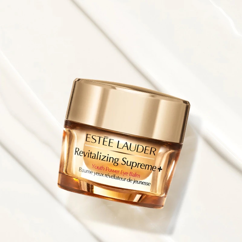 Estée Lauder Revitalizing Supreme+ Youth Power Eye Balm acu krēms, kas nodrošina visaptverošu kopšanu.