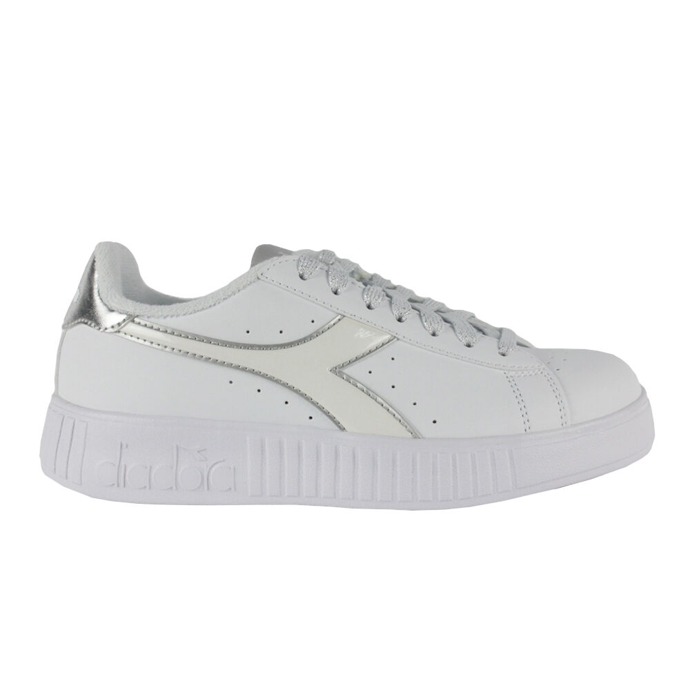 Diadora Step P C6103 Vita/silverfärgade sneakers