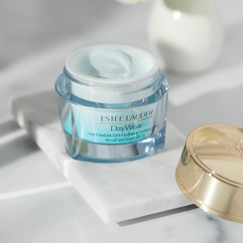 Estée Lauder DayWear Anti-Oxidant 72H-Hydration Sorbet Creme, viegls krēms-gels normālai un kombinētai ādai.