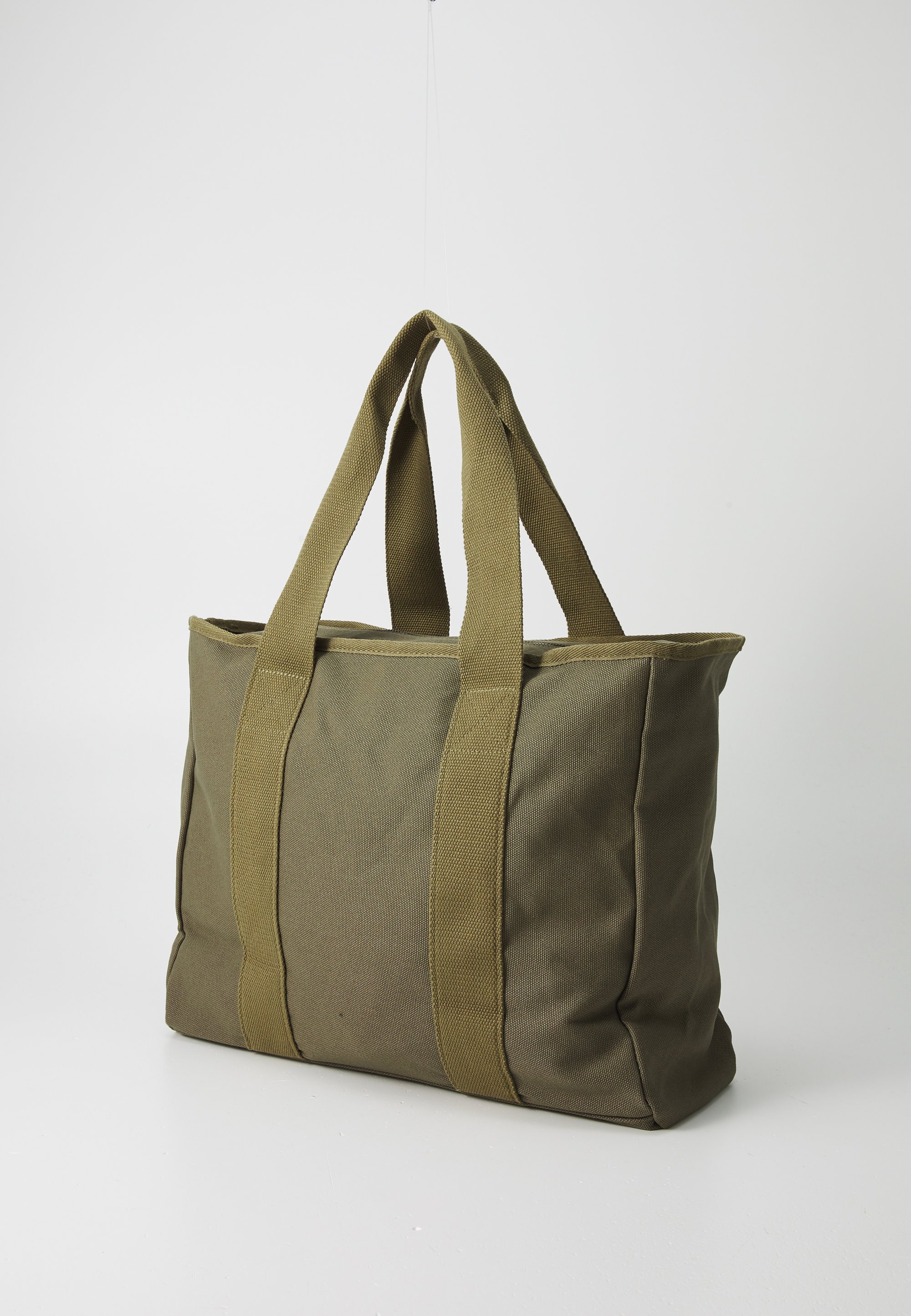 Alpha Industries STUDIO TOTE BAG LARGE UNISEX - Borsa tote - verde oliva scuro
