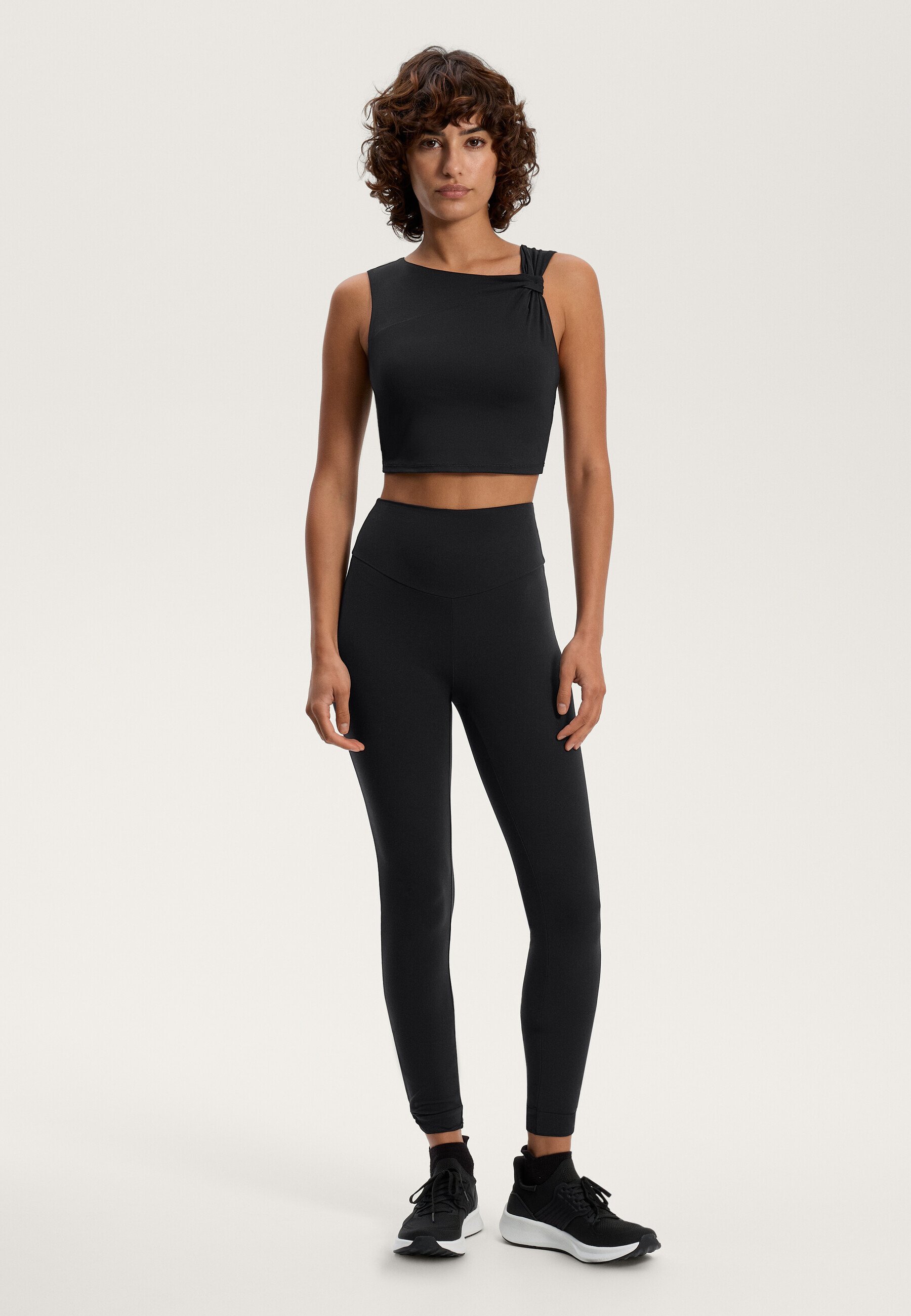 OYSHO ASYMMETRICAL TWIST COMFORTLUX - Felső - fekete