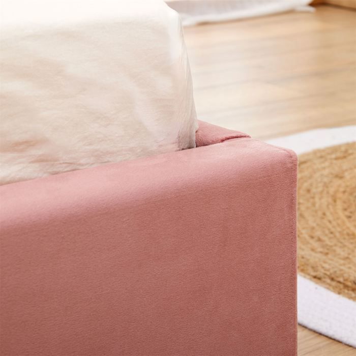 GLAMOUR tweepersoonsbed, slaapoppervlak 140x190 cm, met lattenbodem en gouden metalen poten, barokstijl, bekleed met roze getuft fluweel