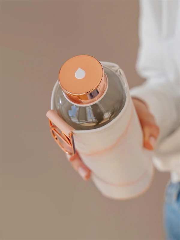 Equa Mismatch glazen waterfles + kunstlederen hoes