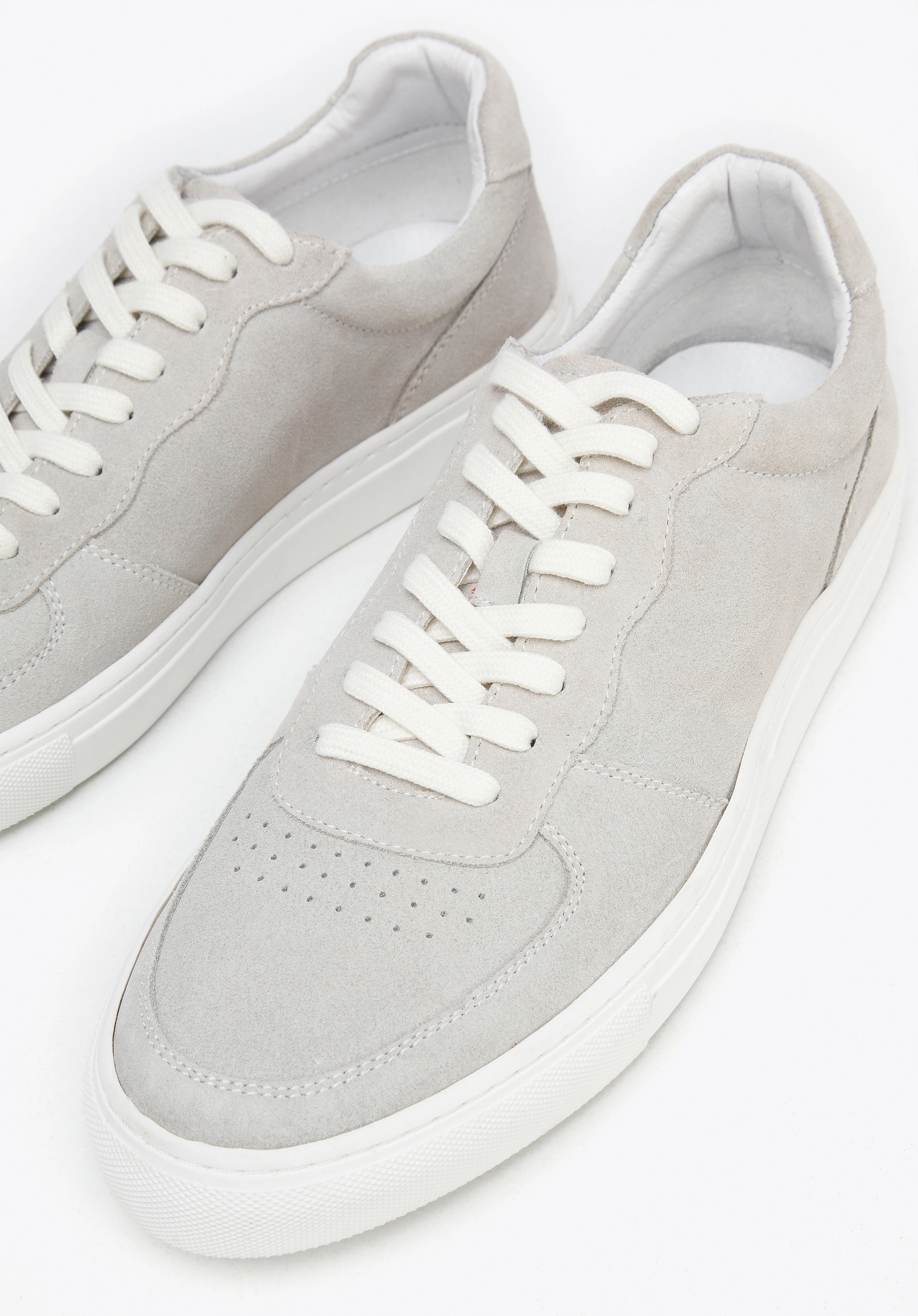 Męskie sneakersy zamszowe klasyczne jasny szare