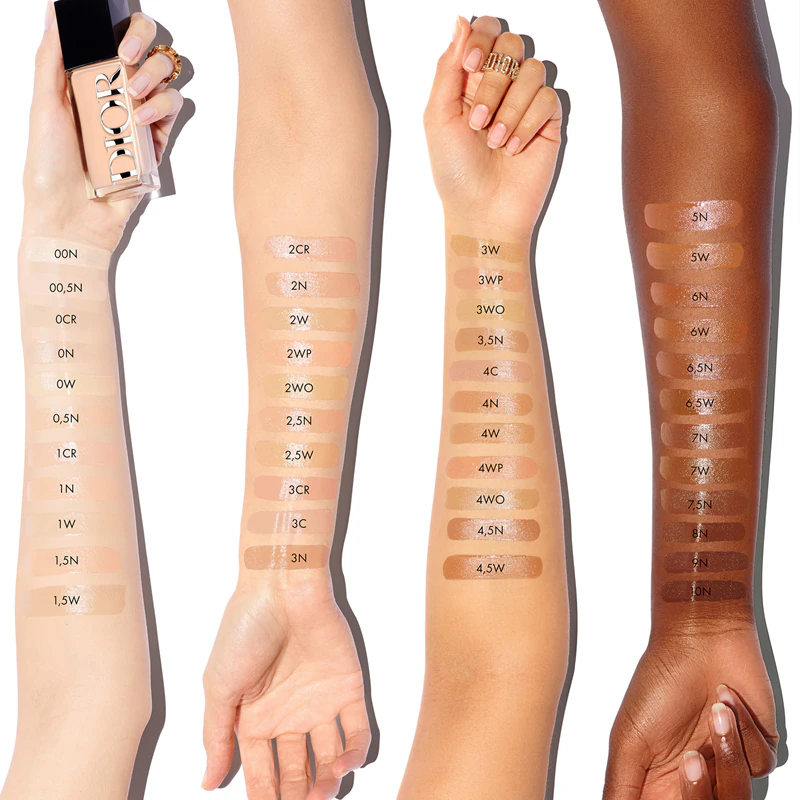 DIOR Dior Forever Skin Glow Brightening Foundation SPF 20