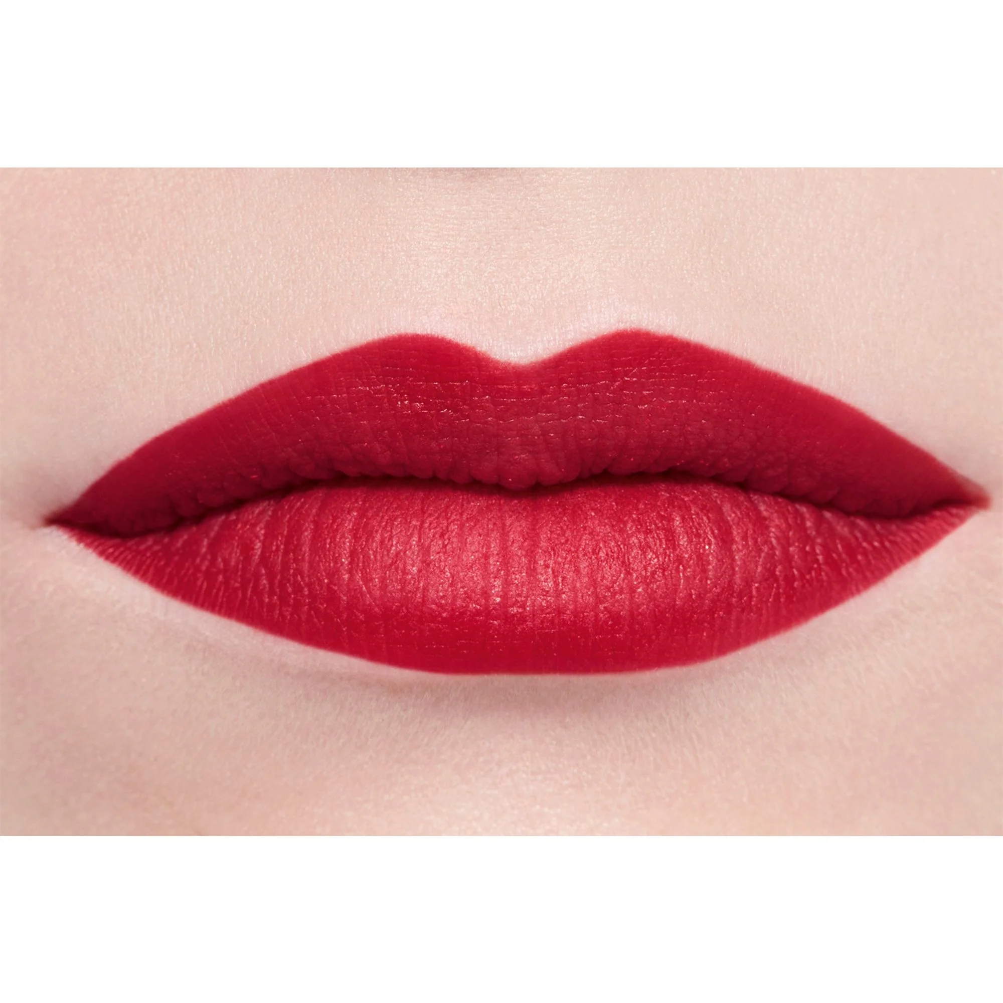 ROUGE ALLURE VELVET - IL ROSSETTO VELLUTATO LUMINOSO
