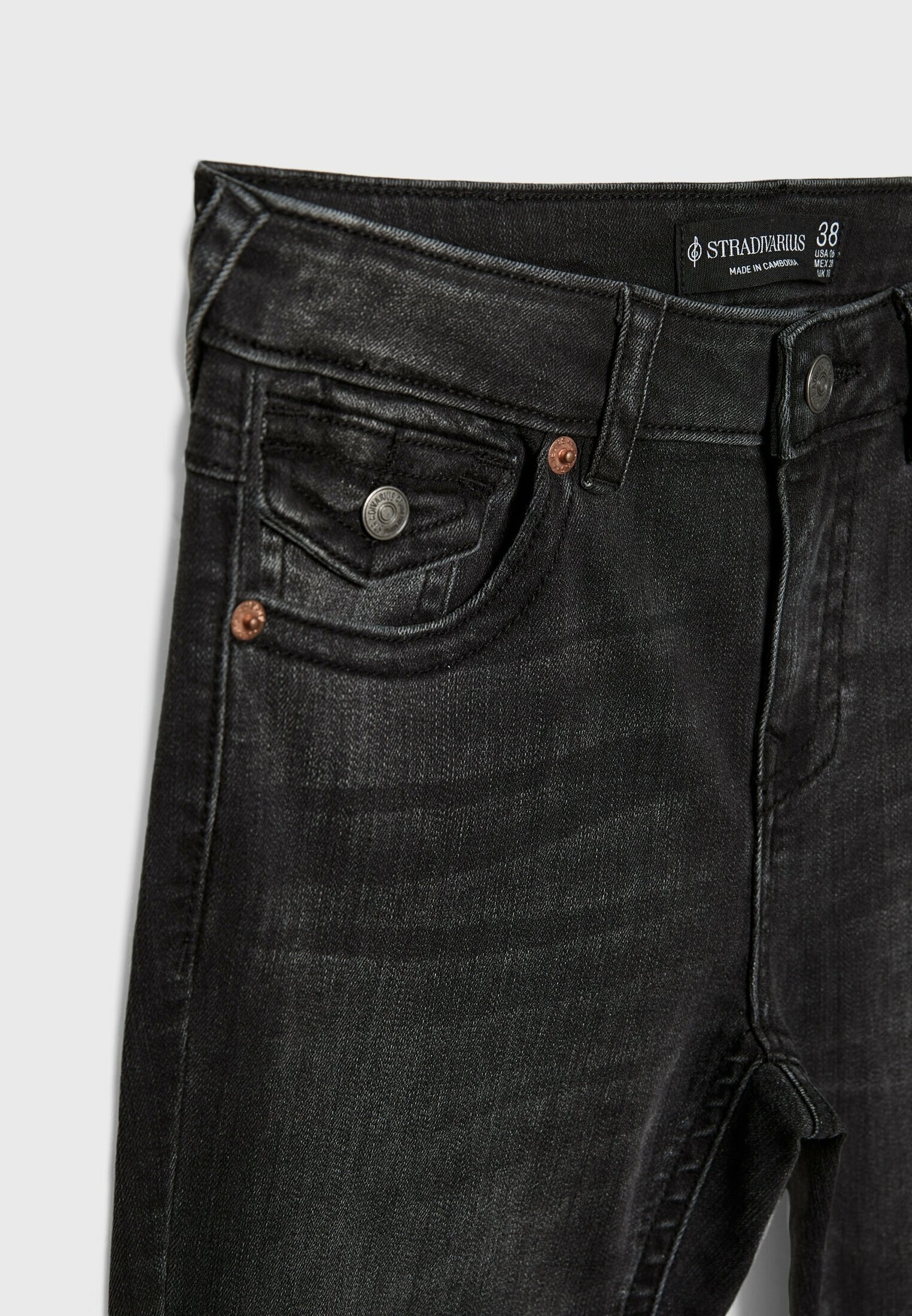 Stradivarius Bootcut Jeans - grauer Denim