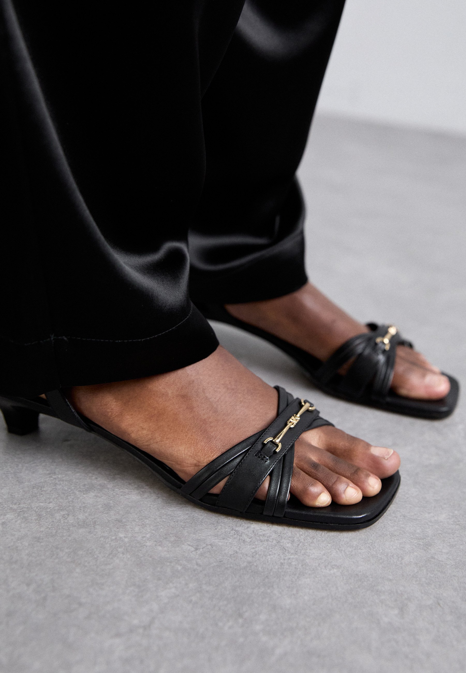 MICHAEL Michael Kors LENA - Klassieke hakken - zwart