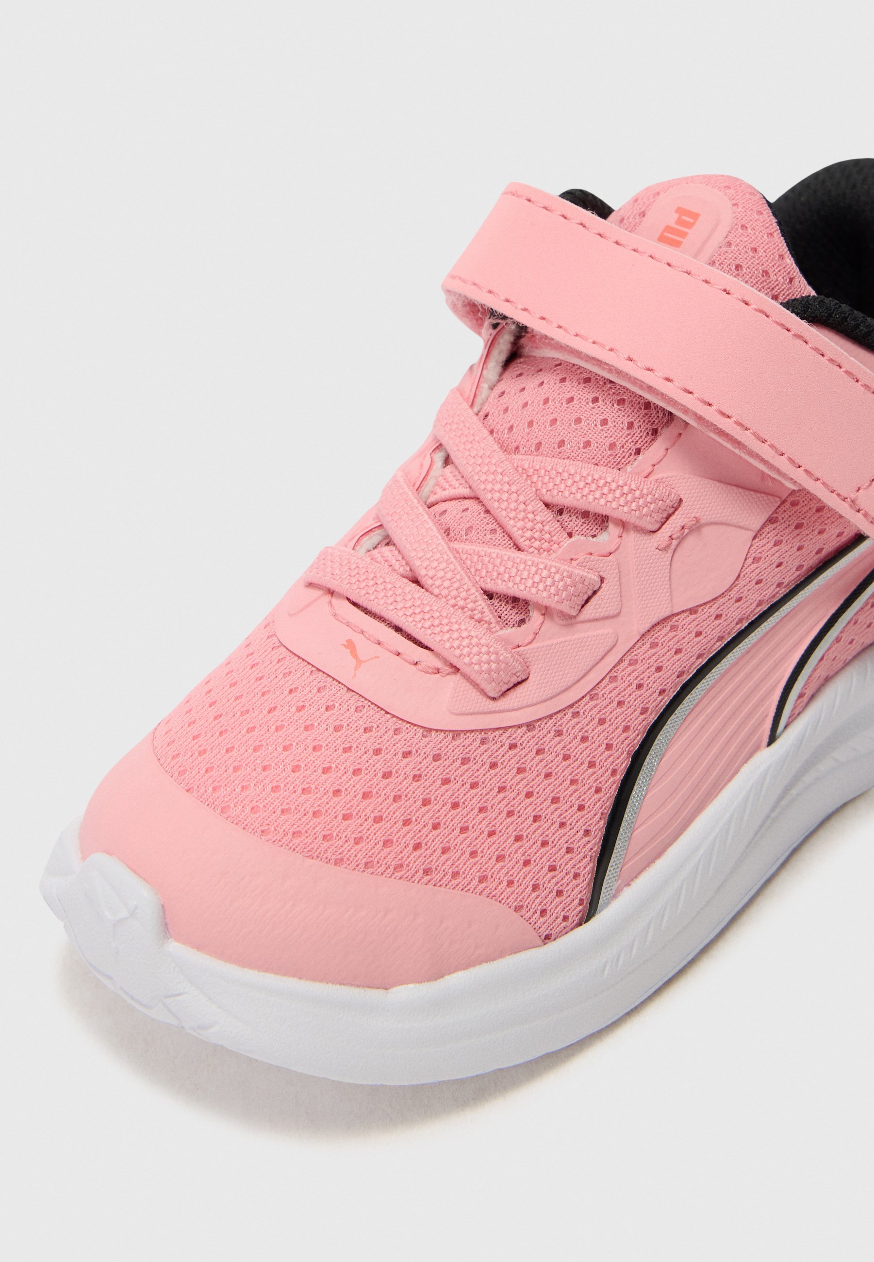 Puma SKYROCKET 2 UNISEX - Løpesko - pinkscape/white