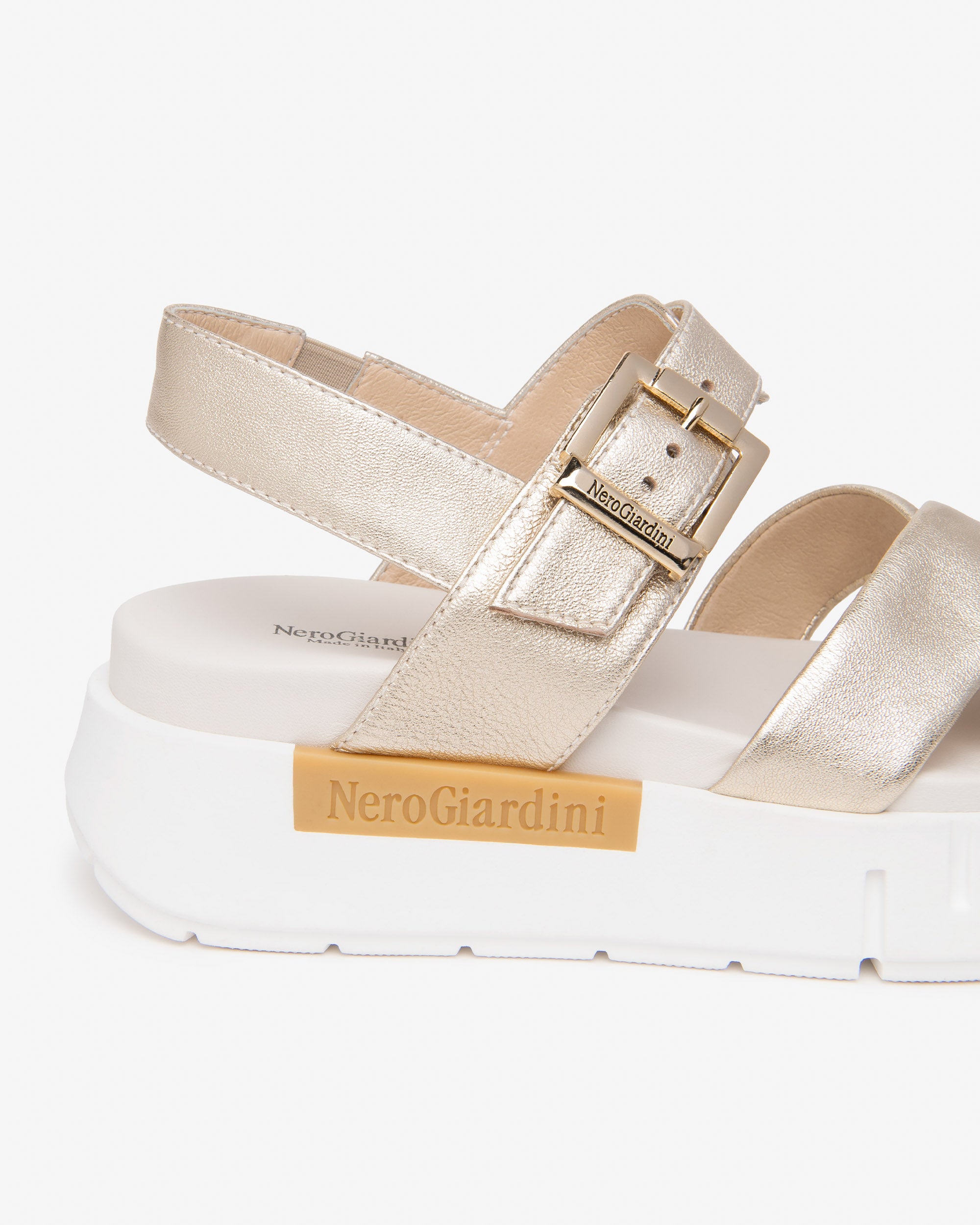  Damen-Ledersandalen