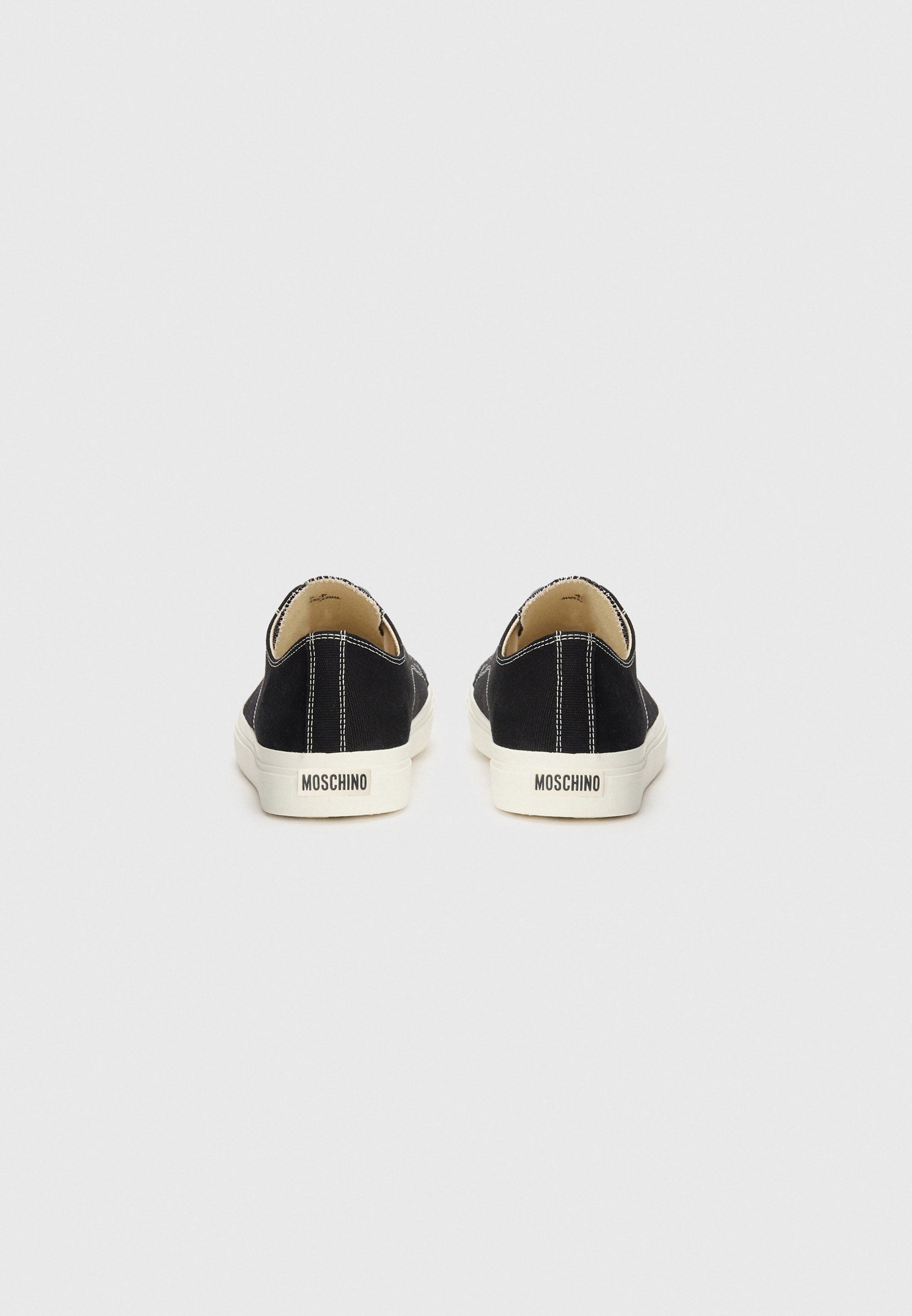 MOSCHINO tennised - must