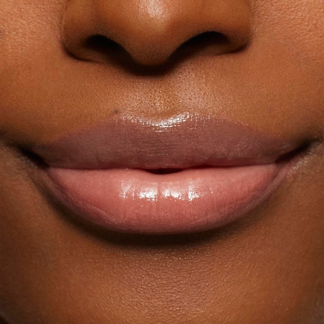 KYLIE COSMETICS lūpų blizgis „High Gloss“ – 3,6 g