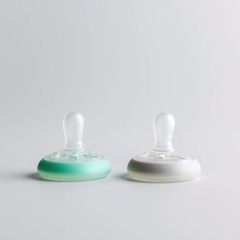 Tommee Tippee prsníkovité 0-6 m bábätko