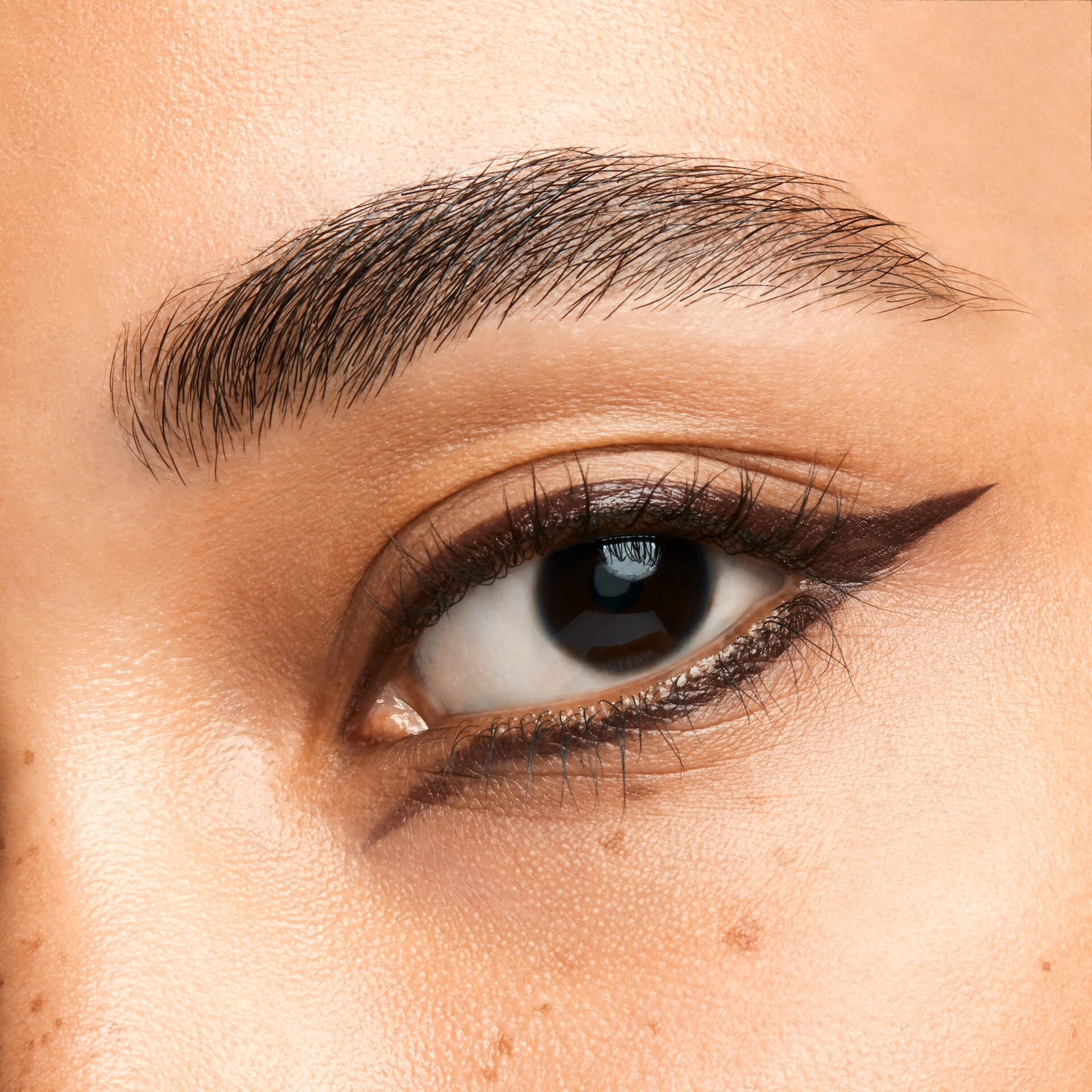 Microliner Ink Szemceruza 2 Barna - Shiseido