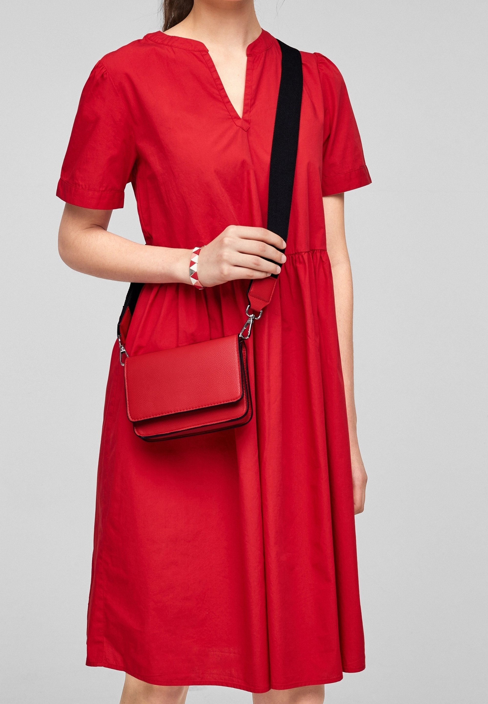 s.Oliver Crossbodytas - rood