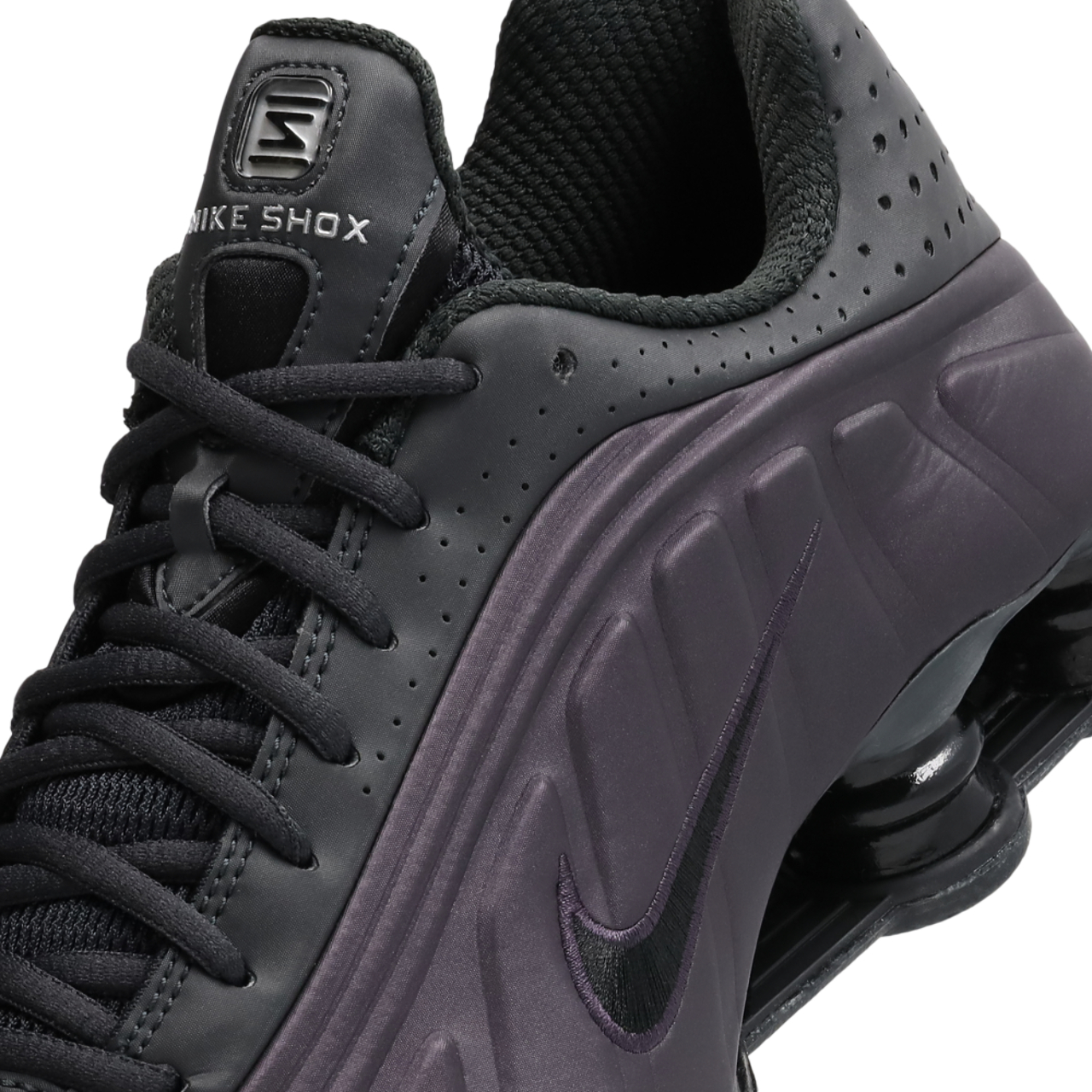 Nike Shox R4